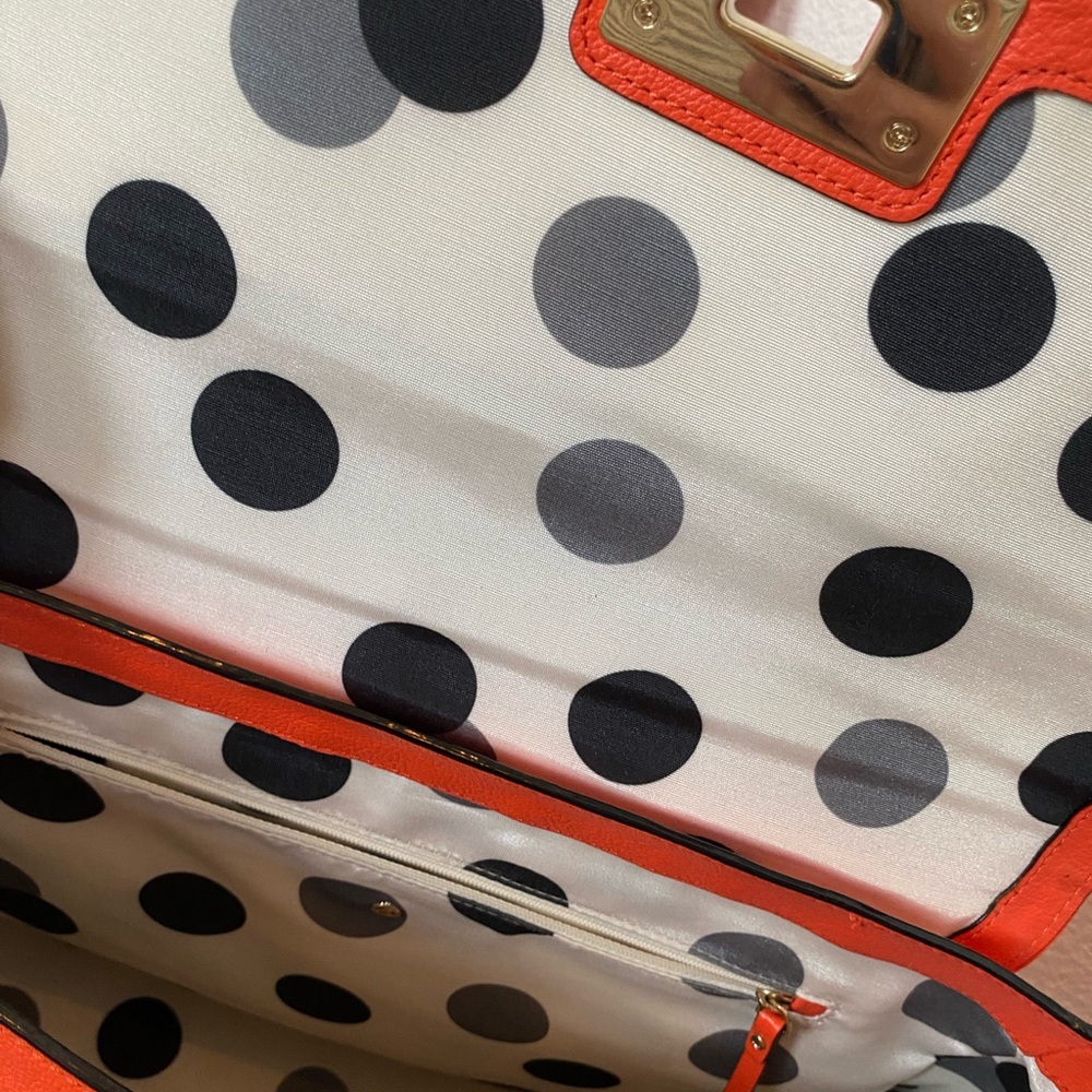 Kate Spade Elegant Orange Leather Handbag - Picture 4 of 4